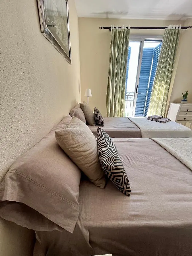 Gatu Lujoso Atico Duplex En Bajamar Ideal Para Familias O Grupos Solo Mayores De 25 Anos Apartment El Puerto de Santa Maria Spain