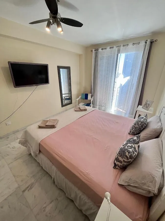 Gatu Lujoso Atico Duplex En Bajamar Ideal Para Familias O Grupos Solo Mayores De 25 Anos Apartment El Puerto de Santa Maria 0*,  Spain